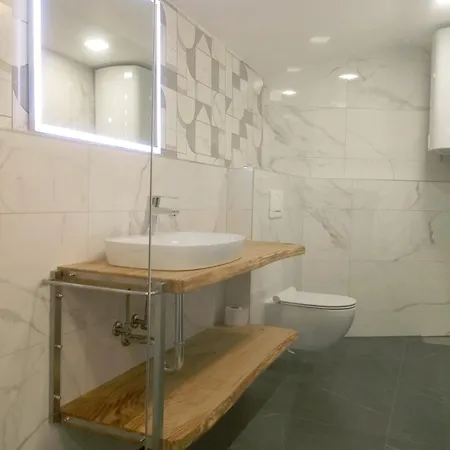 Apartment Tomo 2 *