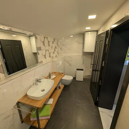 Apartment Tomo 2