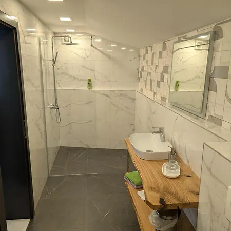 Apartment Tomo 2 *